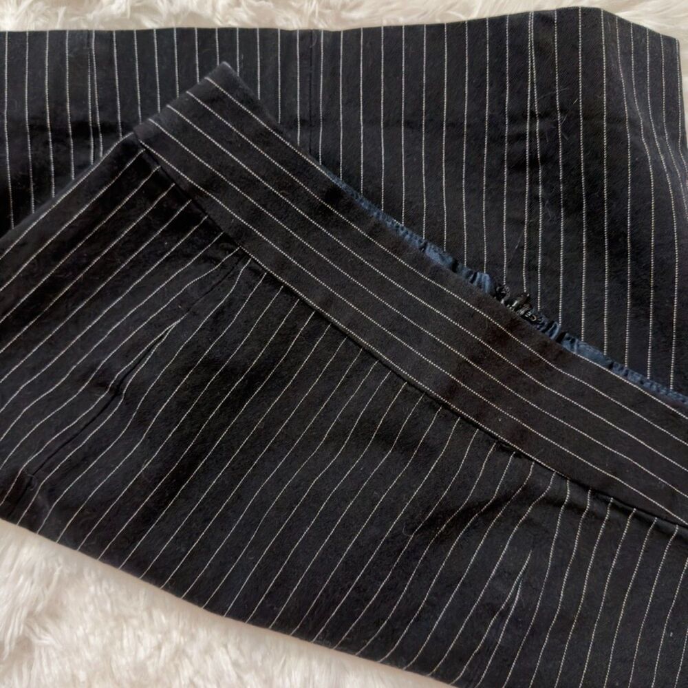 Banana Republic Black Pinstripe Pencil Skirt Workwear Size 0 - Picture 6 of 11
